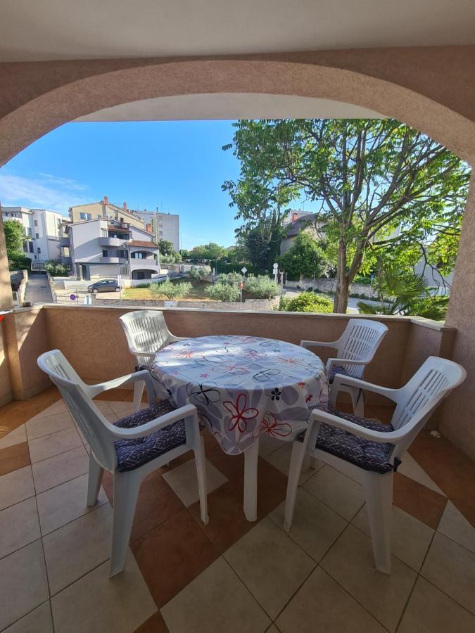 PUY Apartmani Emily מראה חיצוני תמונה